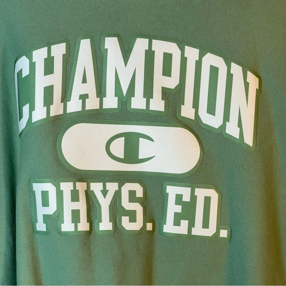 Champion team reverse wave Green Crewneck Sweater with Varsity Style Sz:M